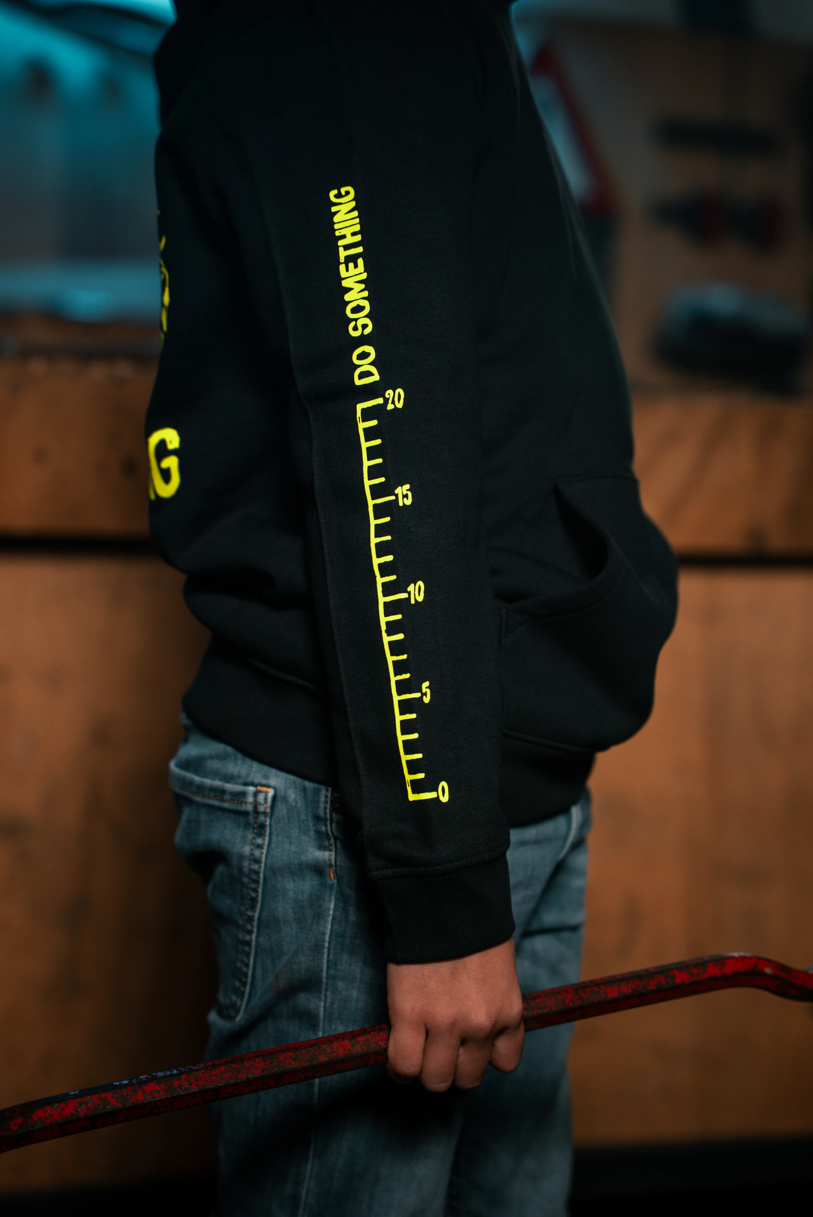 Werkzeug Hoodie – Neon Gelb - Image 4
